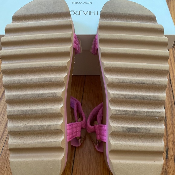 REEF Cushion Rem Hi sandals, Size 7, Color: Malibu pink - Picture 6 of 6